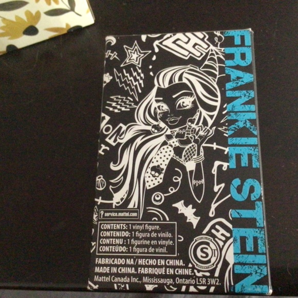 Monster high FRANKIE STEIN figurine - Picture 3 of 3
